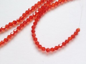4mm角珠(紅)